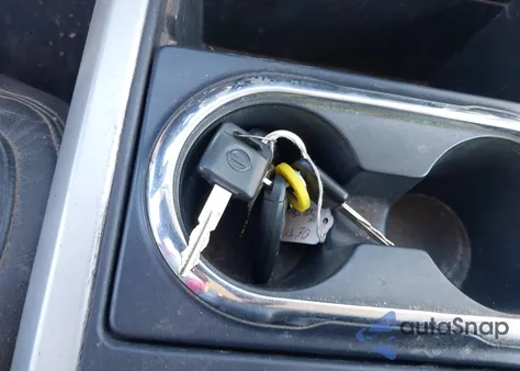 2016 Nissan Titan Xd Sl Diesel z USA, uszkodzony, nr VIN 1N6BA1F48GN501802